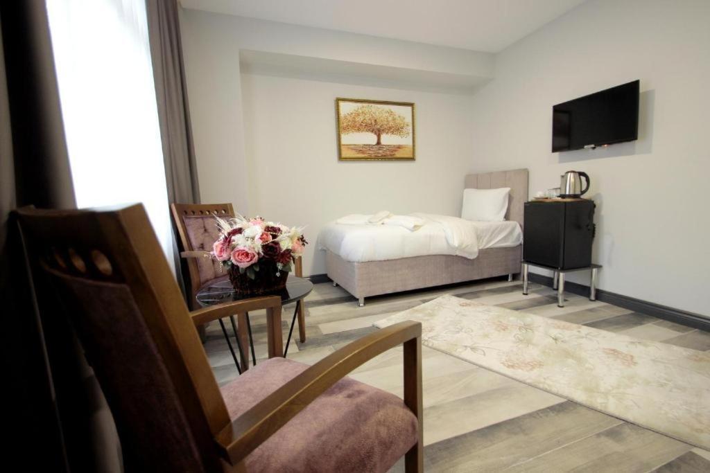 Gueler Palas Istanbul Hotel ภายนอก รูปภาพ